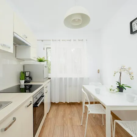 In The Business Center By Renters * Warszawa